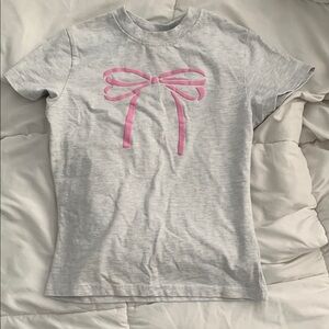 Grey pink bow top